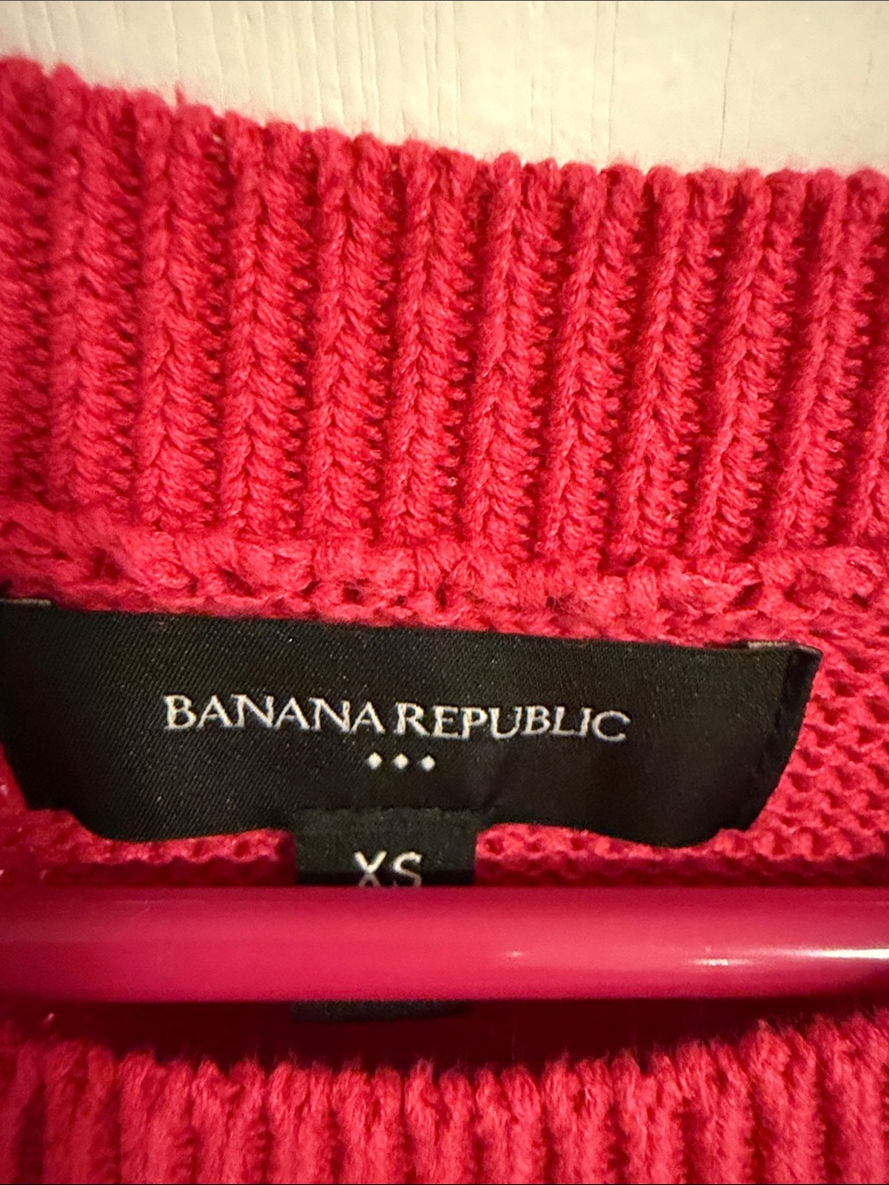Banana Republic Women's Bright Red Crew Neck Sweater